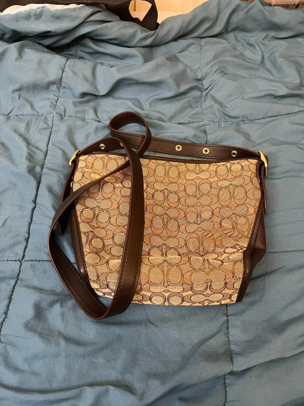 COACH CROSSBODY BAG-NEVER USED
